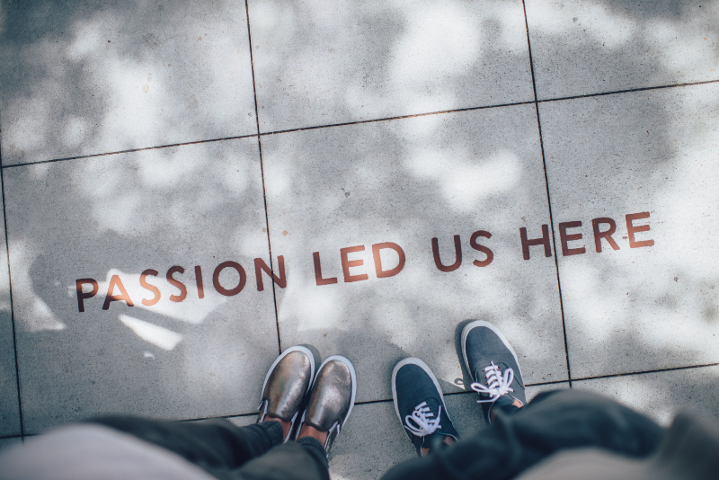 ian-schneider-TamMbr4okv4-unsplash-min